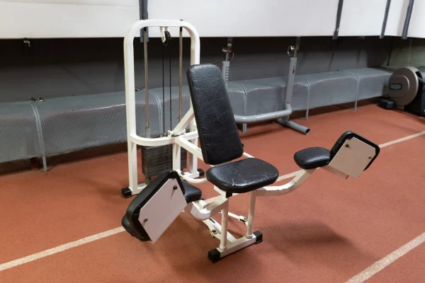 тренажер для разгибания ног сидя Vault Gym Гомель